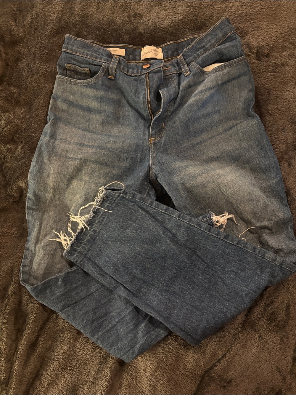 Universal Thread Women’s Straight Leg Jeans in Blue with Distressed Hem
